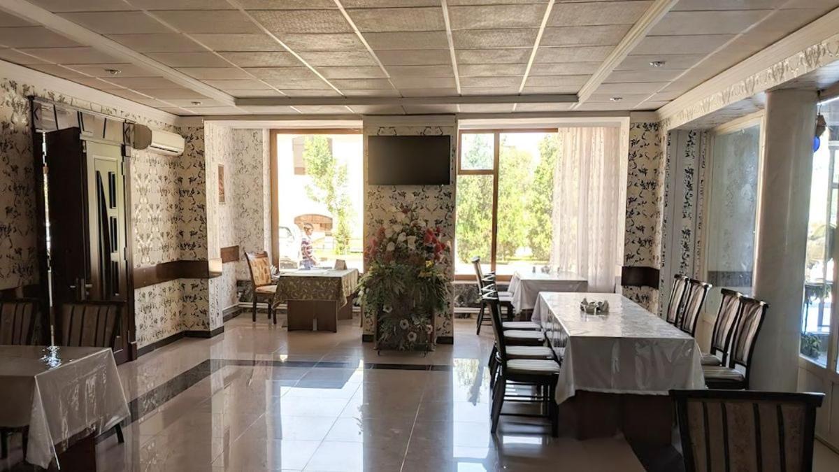 Reikartz Urgench Otel Dış mekan fotoğraf